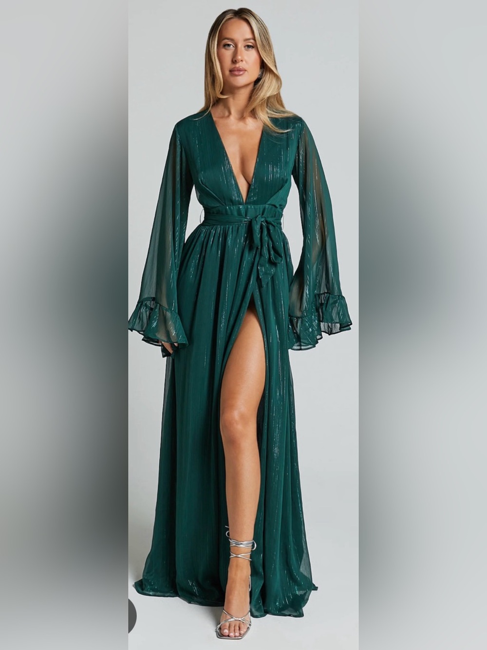 NWT Showpo Dangerous women maxi emerald dress size 16
